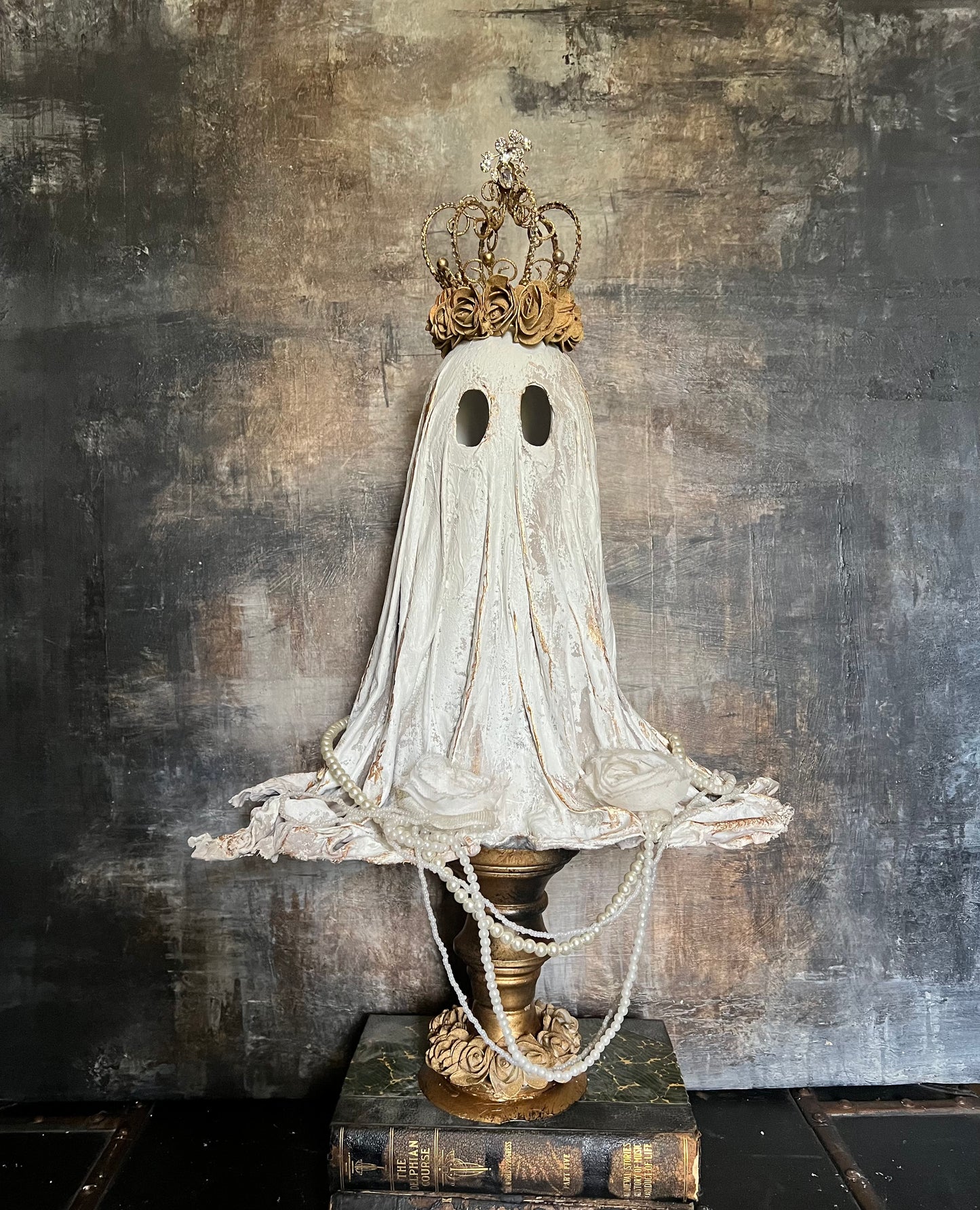 Majestic Apparition – Gilded Ghost