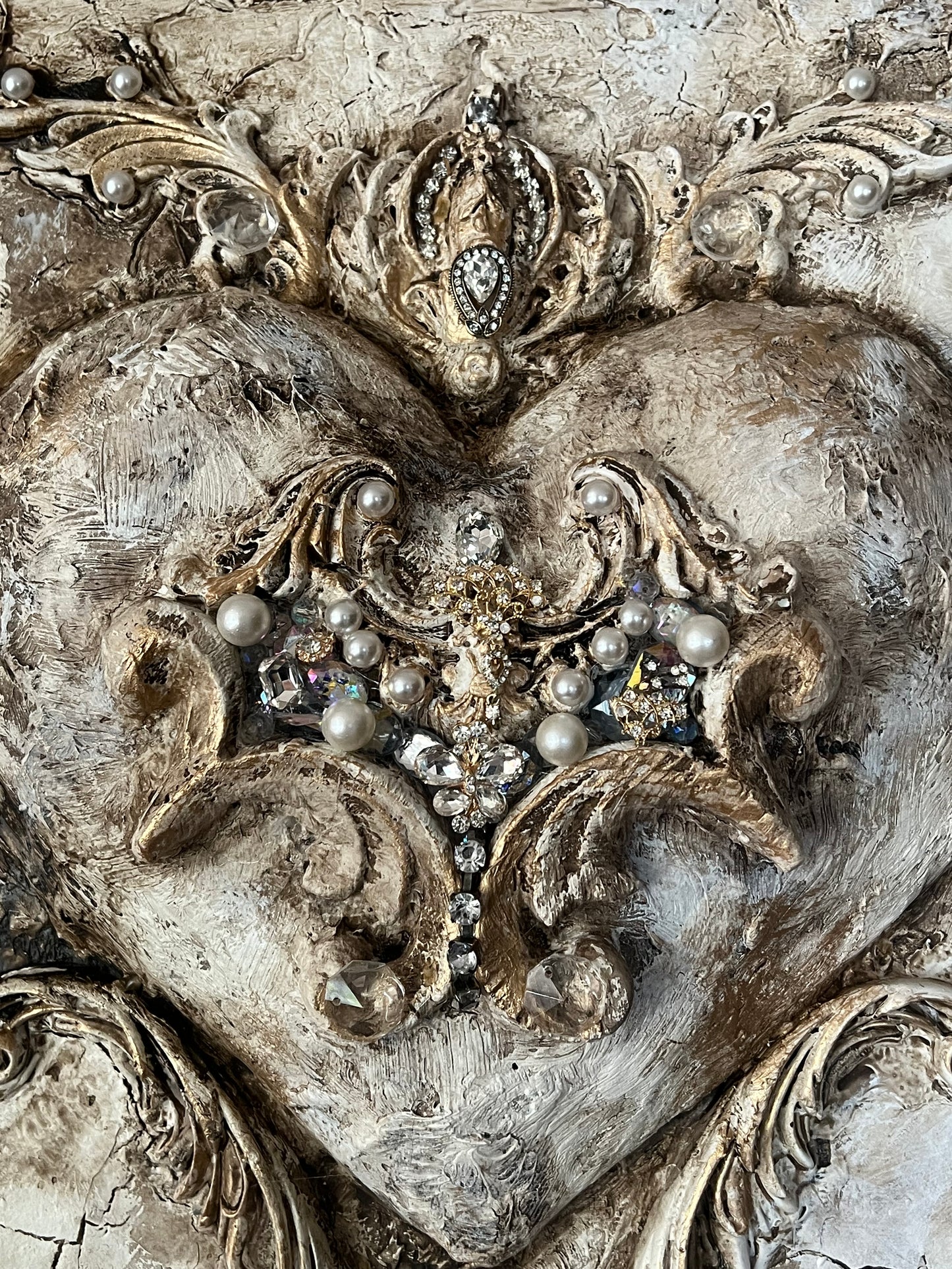 A Gilded Heart Heirloom Relief