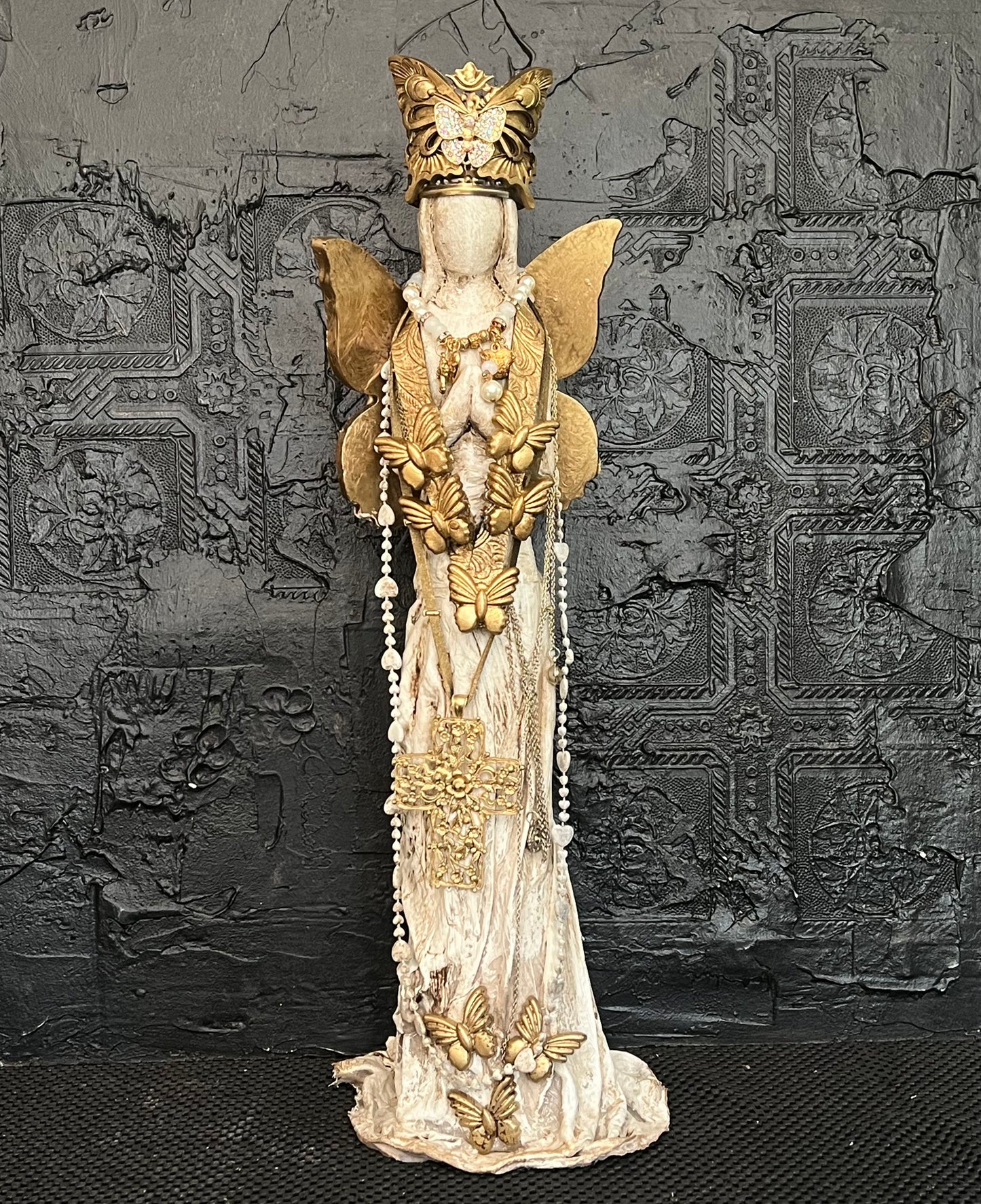 Angel Keeper of the Butterflies