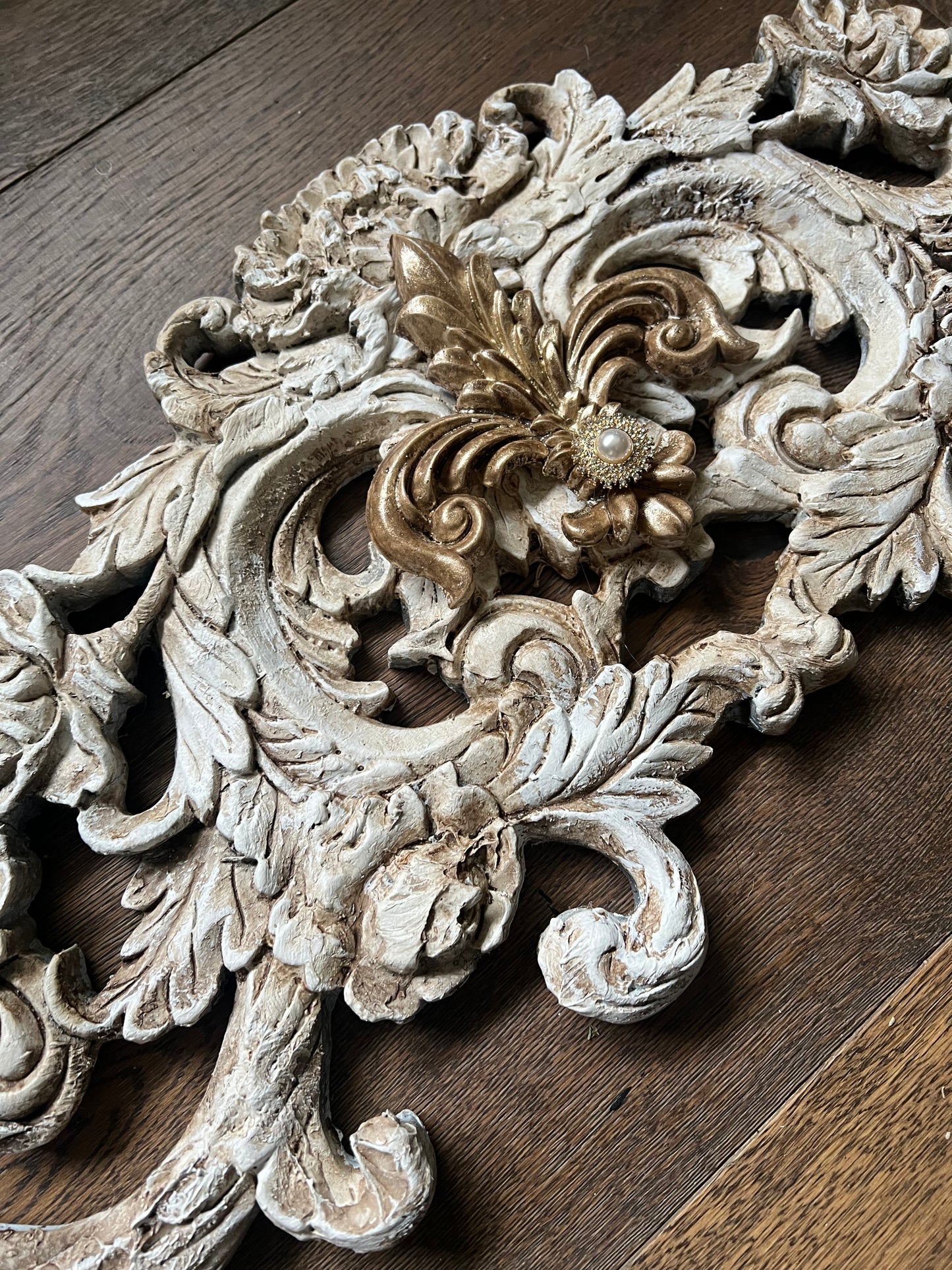 Maison de Fleur Embellished Wall Plaque