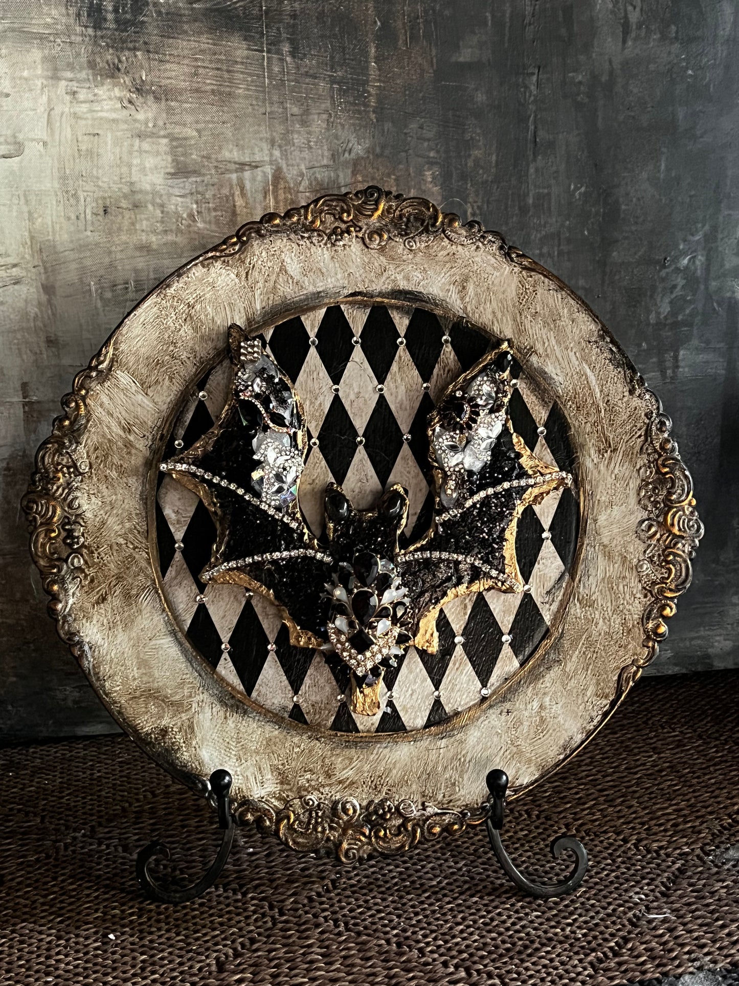 Midnight Harlequin Bat Plate