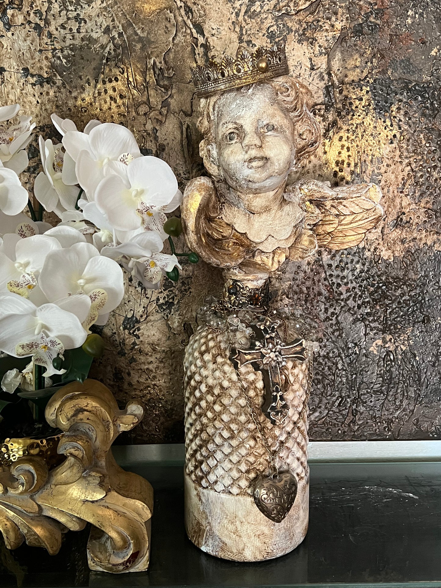 Angel with Ornate Crown