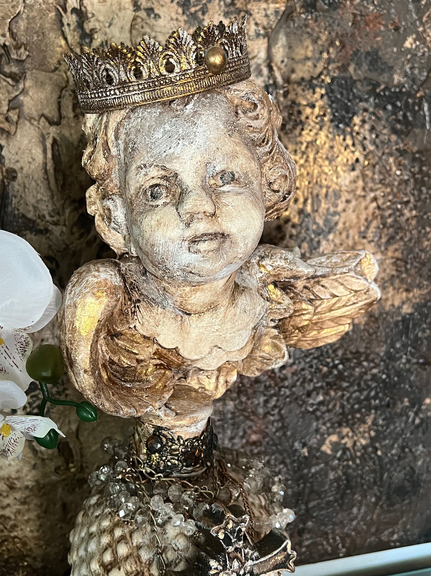 Angel with Ornate Crown