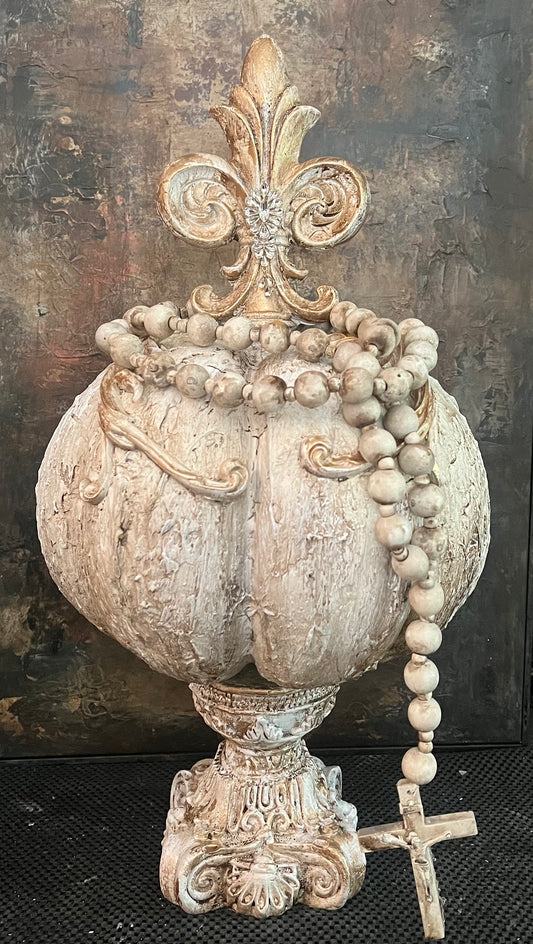 Crowned Harvest Pumpkin