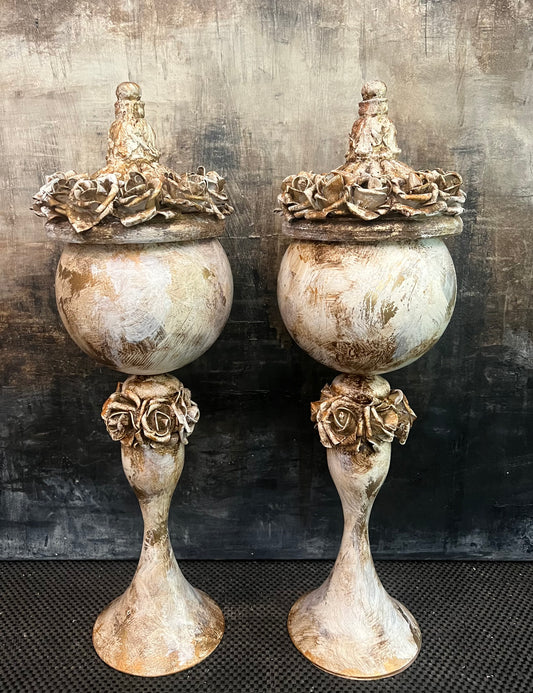 Gilded Rose Chalice Vessel