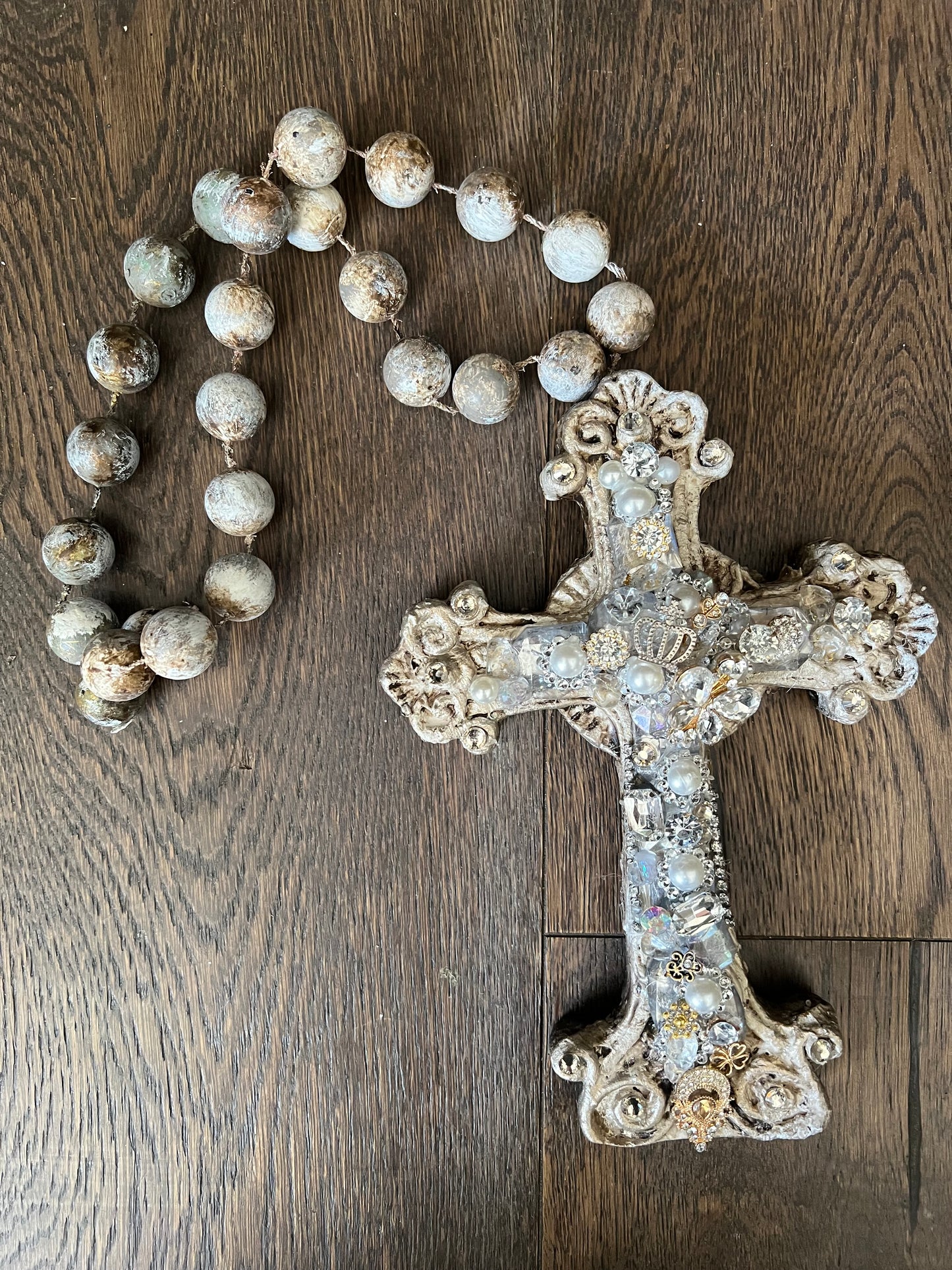 Pearl Sanctuaire Jeweled Cross