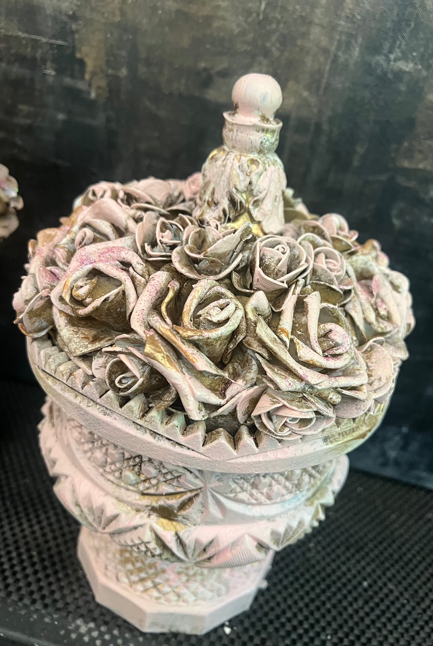 Blush Courtship Vessels