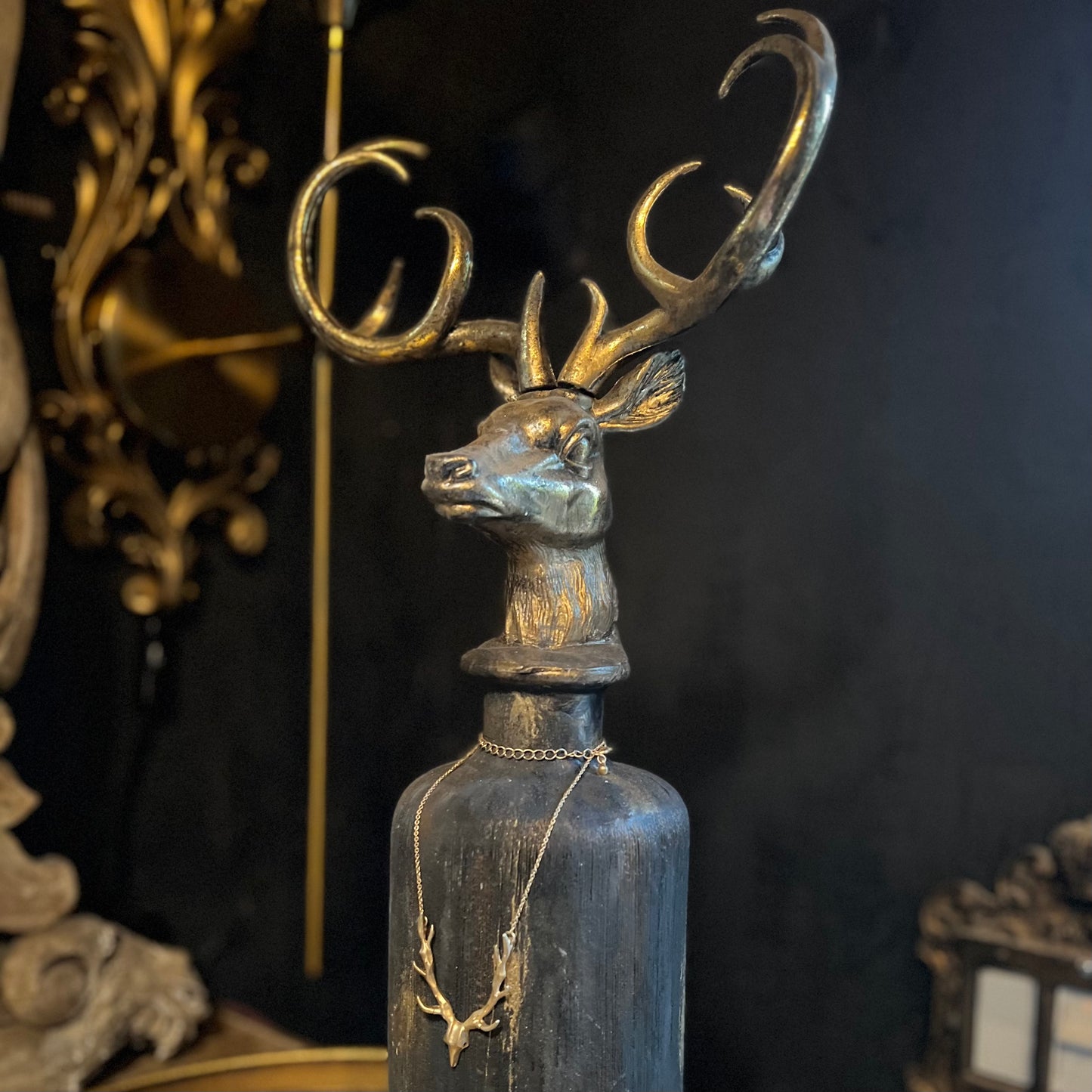 Elegant Reindeer Bottle