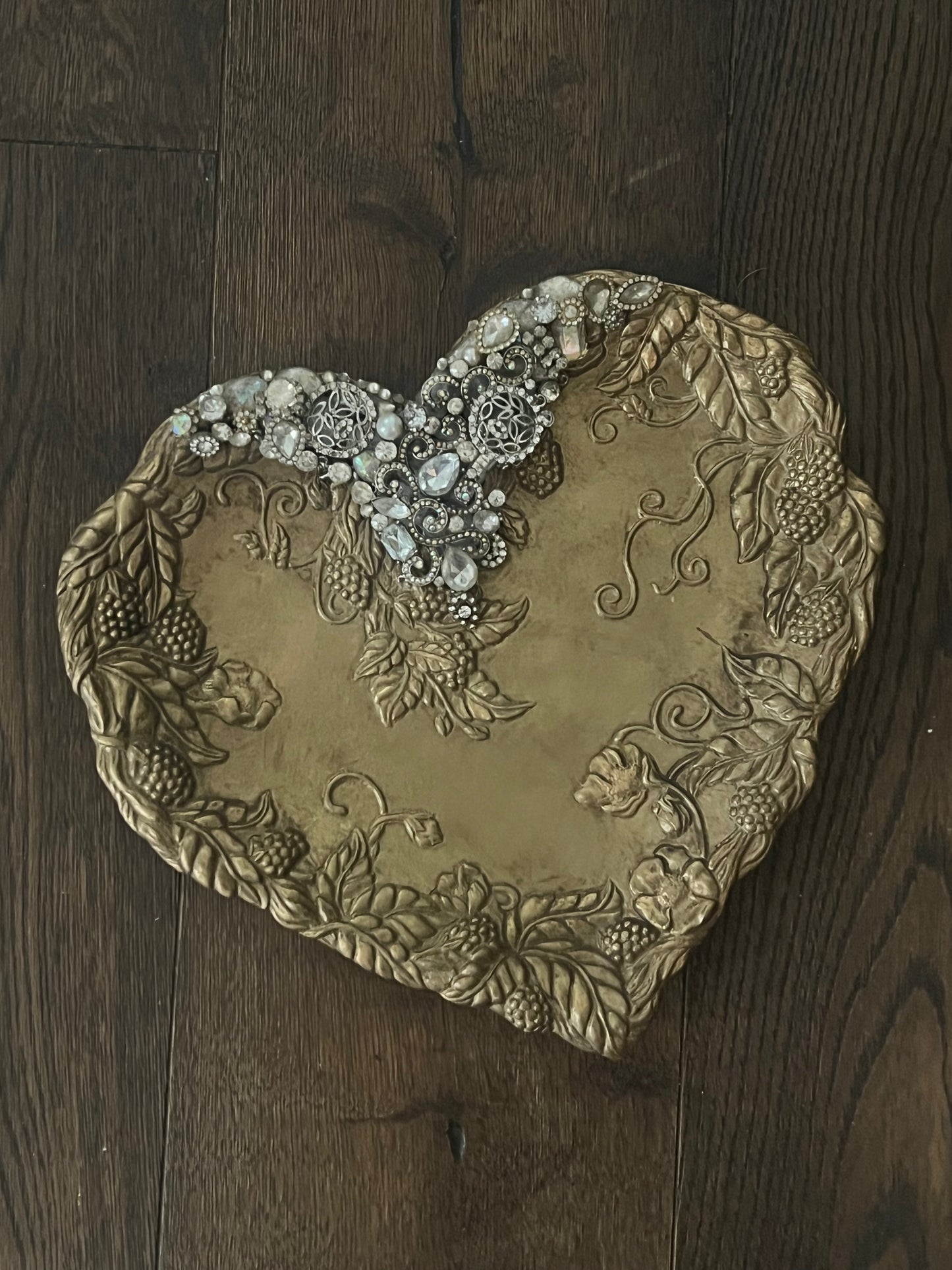 Vintner’s Heart Estate Catchall Tray