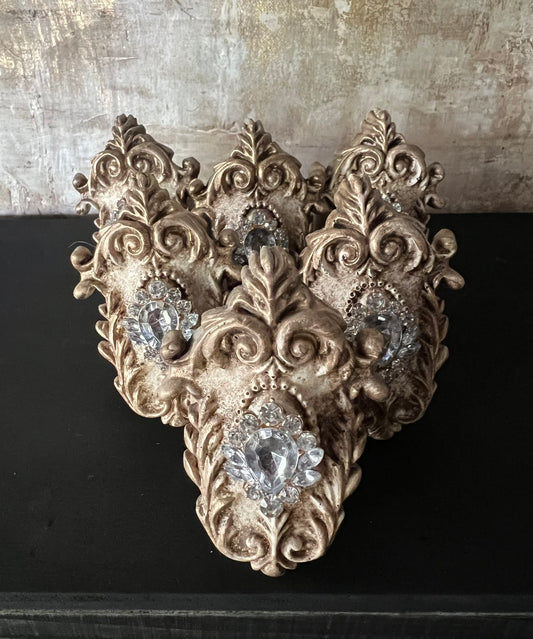 Vintage Regal Jewel Napkin Ring