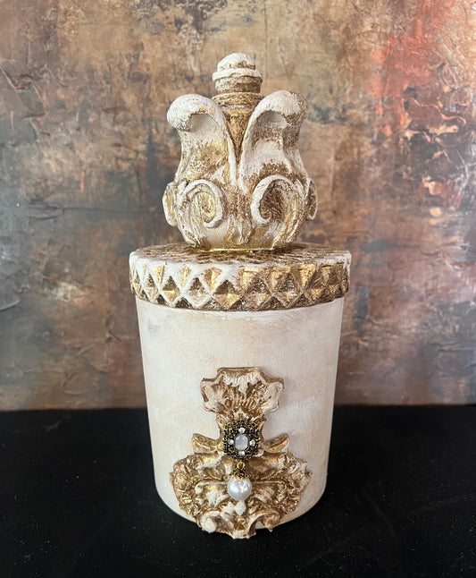 Royal Crown Jar Candle