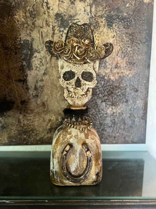 Western Reliquary Skull with Roses